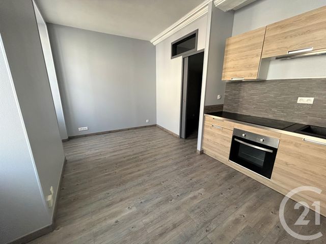 Appartement à louer - 2 pièces - 27.0 m2 - ARGENTAN - 61 - BASSE-NORMANDIE - Century 21 Ml Immobilier