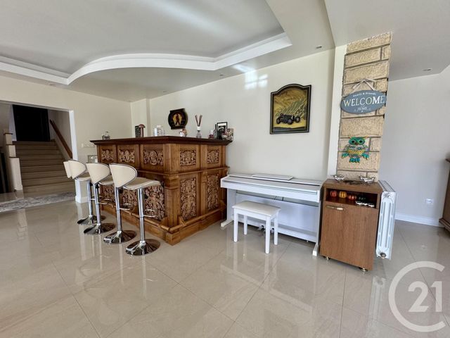 Afficher la photo en grand maison à vendre - 7 pièces - 244.0 m2 - ARGENTAN - 61 - BASSE-NORMANDIE - Century 21 Ml Immobilier