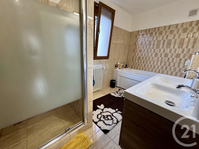 Afficher la photo en grand maison à vendre - 7 pièces - 244.0 m2 - ARGENTAN - 61 - BASSE-NORMANDIE - Century 21 Ml Immobilier