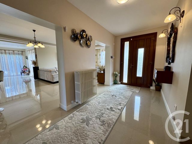 Afficher la photo en grand maison à vendre - 7 pièces - 244.0 m2 - ARGENTAN - 61 - BASSE-NORMANDIE - Century 21 Ml Immobilier