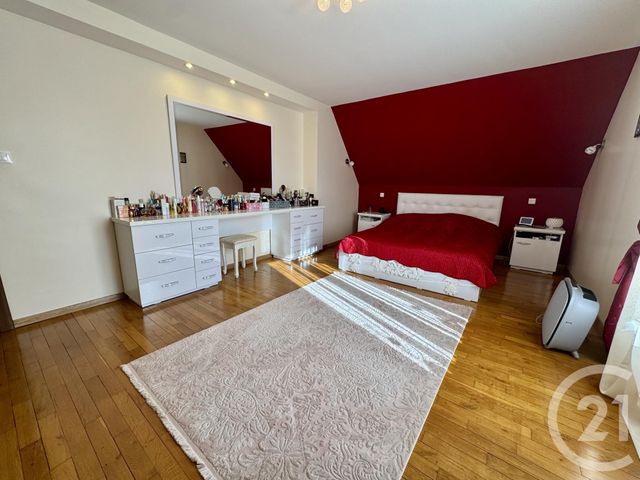 Afficher la photo en grand maison à vendre - 7 pièces - 244.0 m2 - ARGENTAN - 61 - BASSE-NORMANDIE - Century 21 Ml Immobilier