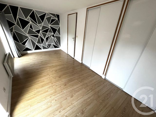Afficher la photo en grand Appartement Duplex à louer - 3 pièces - 63.0 m2 - TRUN - 61 - BASSE-NORMANDIE - Century 21 Ml Immobilier