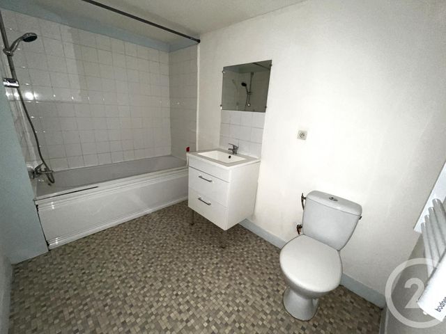 Afficher la photo en grand Appartement Duplex à louer - 3 pièces - 63.0 m2 - TRUN - 61 - BASSE-NORMANDIE - Century 21 Ml Immobilier