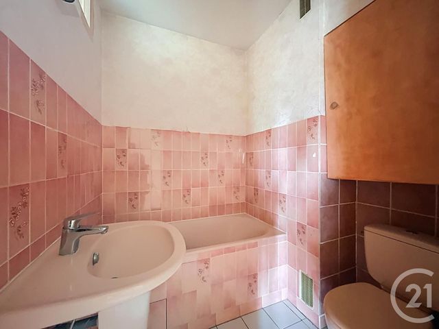 maison à vendre - 8 pièces - 118.0 m2 - ARGENTAN - 61 - BASSE-NORMANDIE - Century 21 Ml Immobilier