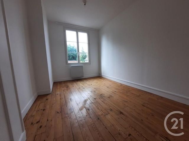 Appartement F3 à louer - 3 pièces - 67.0 m2 - TRUN - 61 - BASSE-NORMANDIE - Century 21 Ml Immobilier