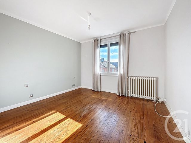 maison à vendre - 5 pièces - 79.45 m2 - ARGENTAN - 61 - BASSE-NORMANDIE - Century 21 Ml Immobilier