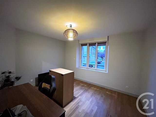 maison à louer - 5 pièces - 102.08 m2 - ARGENTAN - 61 - BASSE-NORMANDIE - Century 21 Ml Immobilier