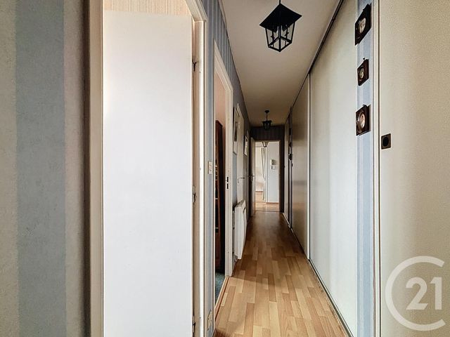 Appartement à vendre - 5 pièces - 103.46 m2 - ARGENTAN - 61 - BASSE-NORMANDIE - Century 21 Ml Immobilier