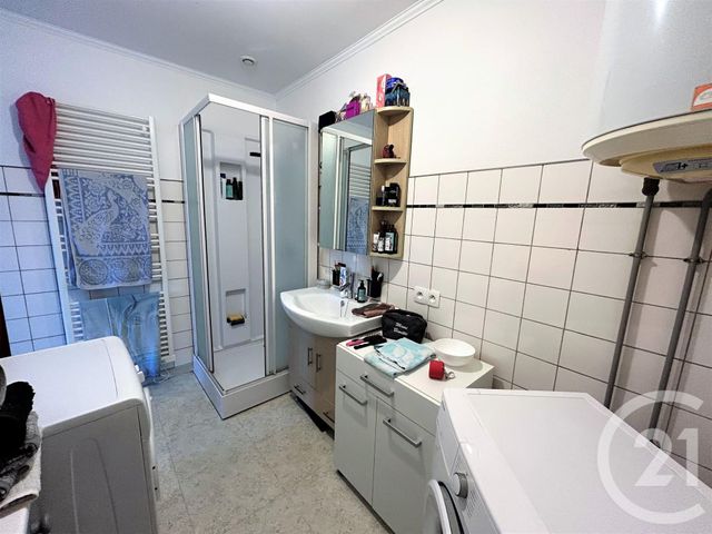 Appartement F2 à louer - 3 pièces - 46.0 m2 - ECOUCHE LES VALLEES - 61 - BASSE-NORMANDIE - Century 21 Ml Immobilier