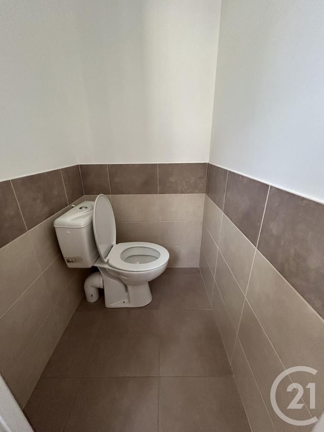 maison à louer - 4 pièces - 96.0 m2 - ECOUCHE LES VALLEES - 61 - BASSE-NORMANDIE - Century 21 Ml Immobilier