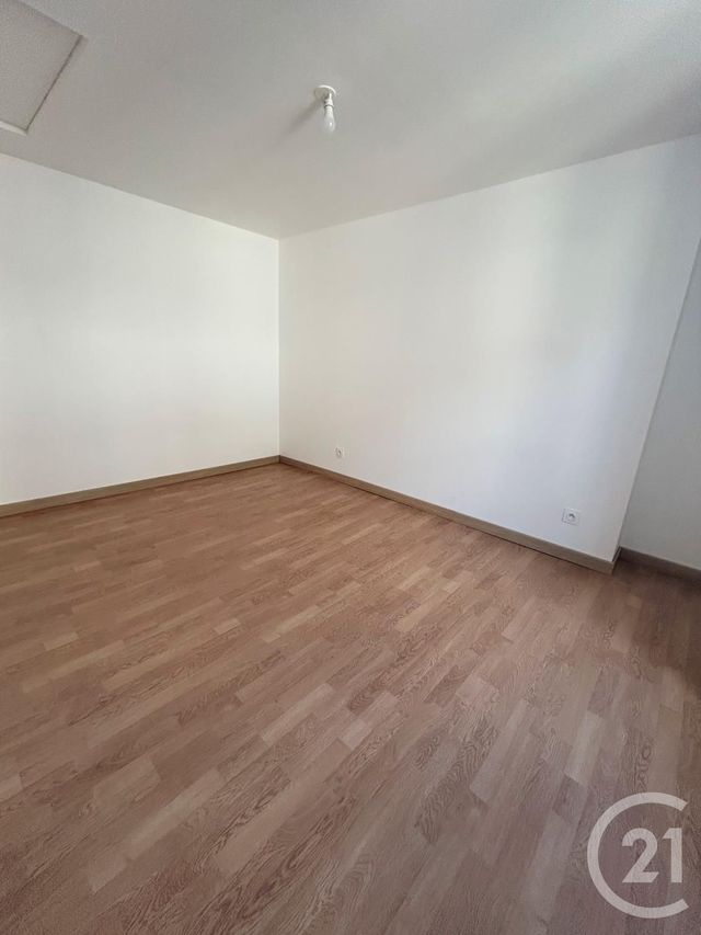 maison à louer - 4 pièces - 96.0 m2 - ECOUCHE LES VALLEES - 61 - BASSE-NORMANDIE - Century 21 Ml Immobilier