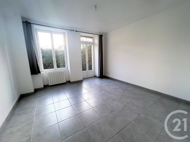 maison à louer - 4 pièces - 96.0 m2 - ECOUCHE LES VALLEES - 61 - BASSE-NORMANDIE - Century 21 Ml Immobilier