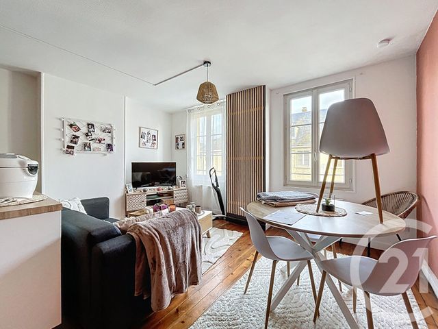 Appartement F2 à louer - 2 pièces - 45.0 m2 - TRUN - 61 - BASSE-NORMANDIE - Century 21 Ml Immobilier