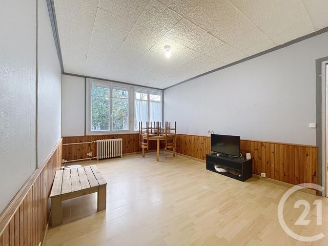 Appartement F2 à louer - 2 pièces - 75.0 m2 - ARGENTAN - 61 - BASSE-NORMANDIE - Century 21 Ml Immobilier