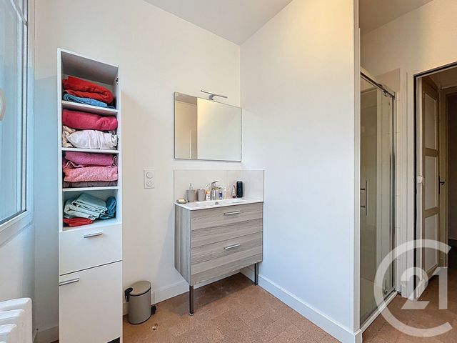 Appartement F2 à louer - 2 pièces - 75.0 m2 - ARGENTAN - 61 - BASSE-NORMANDIE - Century 21 Ml Immobilier