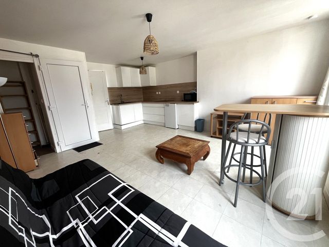 Appartement Studio à louer TRUN