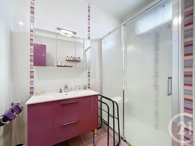 Appartement F3 à louer - 3 pièces - 86.31 m2 - ARGENTAN - 61 - BASSE-NORMANDIE - Century 21 Ml Immobilier