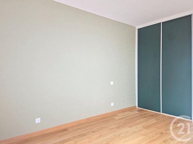 Appartement F3 à louer - 3 pièces - 86.31 m2 - ARGENTAN - 61 - BASSE-NORMANDIE - Century 21 Ml Immobilier