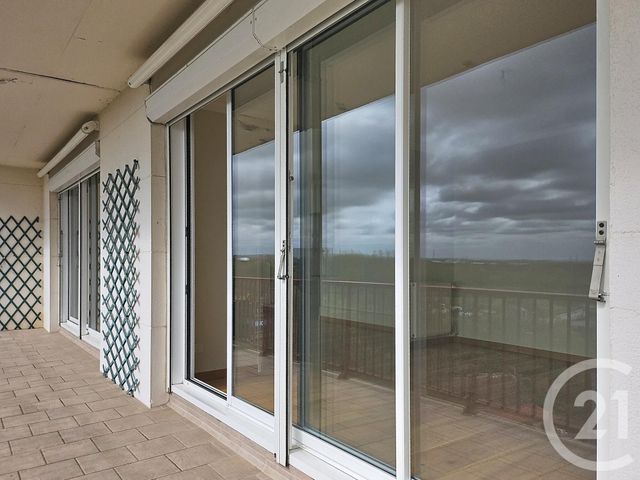 Appartement F3 à louer - 3 pièces - 86.31 m2 - ARGENTAN - 61 - BASSE-NORMANDIE - Century 21 Ml Immobilier
