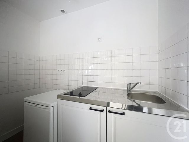 Appartement F2 à louer - 2 pièces - 40.0 m2 - ARGENTAN - 61 - BASSE-NORMANDIE - Century 21 Ml Immobilier