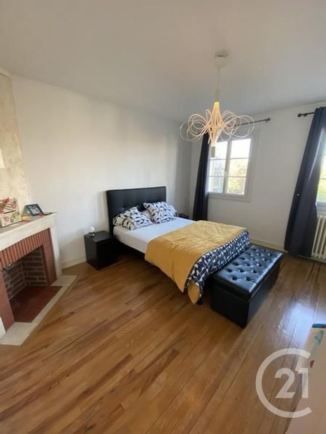 maison à louer - 6 pièces - 115.1 m2 - ARGENTAN - 61 - BASSE-NORMANDIE - Century 21 Ml Immobilier