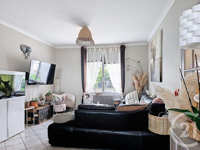 maison à louer - 6 pièces - 115.1 m2 - ARGENTAN - 61 - BASSE-NORMANDIE - Century 21 Ml Immobilier