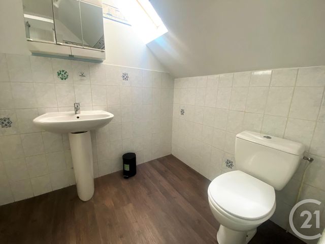 Appartement F3 à louer - 3 pièces - 68.0 m2 - ECOUCHE - 61 - BASSE-NORMANDIE - Century 21 Ml Immobilier