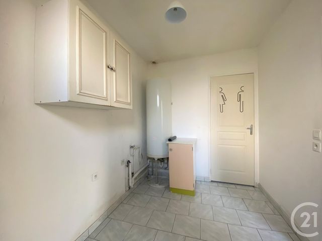 Appartement F3 à louer - 3 pièces - 68.0 m2 - ECOUCHE - 61 - BASSE-NORMANDIE - Century 21 Ml Immobilier