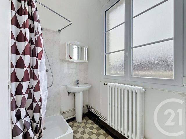 Appartement F2 à louer - 2 pièces - 36.0 m2 - ARGENTAN - 61 - BASSE-NORMANDIE - Century 21 Ml Immobilier