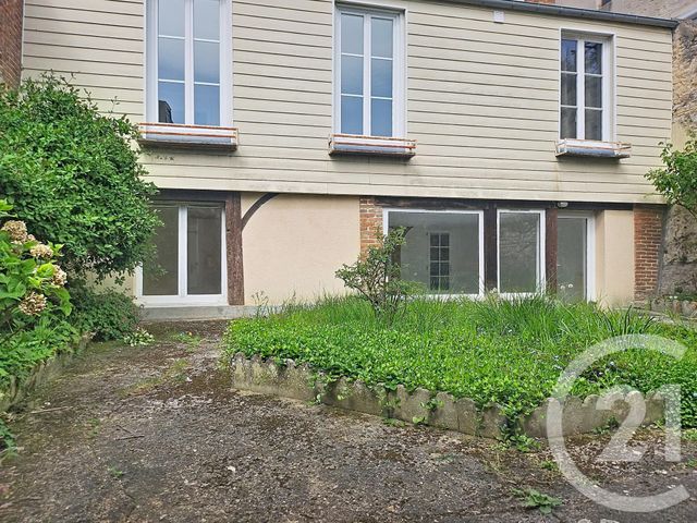 Appartement F2 à louer - 3 pièces - 65.0 m2 - ARGENTAN - 61 - BASSE-NORMANDIE - Century 21 Ml Immobilier