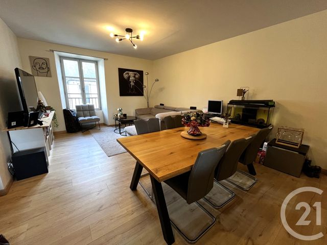 Appartement F3 à louer - 3 pièces - 56.0 m2 - ARGENTAN - 61 - BASSE-NORMANDIE - Century 21 Ml Immobilier