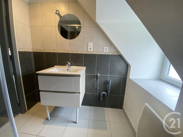 Appartement F1 à louer - 1 pièce - 24.3 m2 - ARGENTAN - 61 - BASSE-NORMANDIE - Century 21 Ml Immobilier