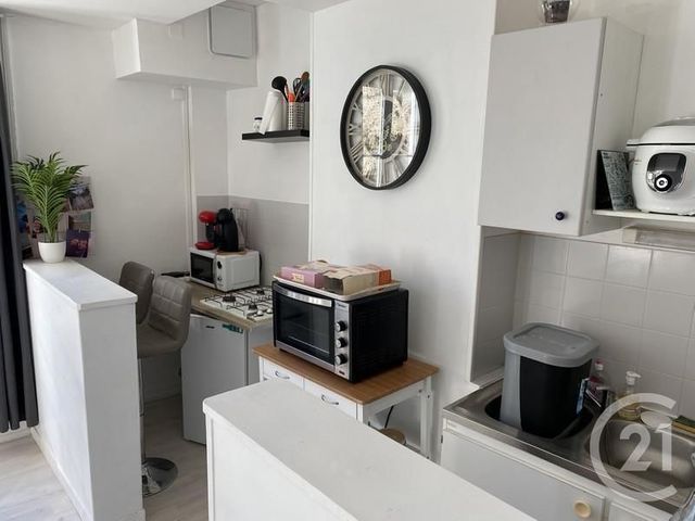 Appartement F2 à louer - 2 pièces - 42.18 m2 - ARGENTAN - 61 - BASSE-NORMANDIE - Century 21 Ml Immobilier