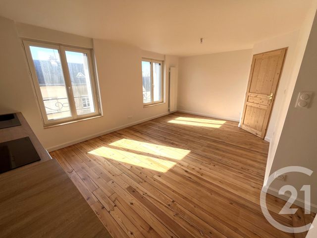 Appartement F3 à louer - 3 pièces - 49.0 m2 - TRUN - 61 - BASSE-NORMANDIE - Century 21 Ml Immobilier