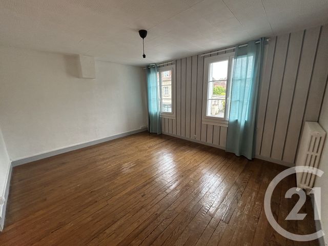 Appartement à louer - 2 pièces - 52.8 m2 - ARGENTAN - 61 - BASSE-NORMANDIE - Century 21 Ml Immobilier