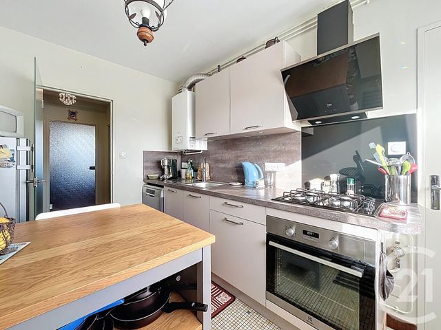 Appartement à vendre - 3 pièces - 66.5 m2 - ARGENTAN - 61 - BASSE-NORMANDIE - Century 21 Ml Immobilier