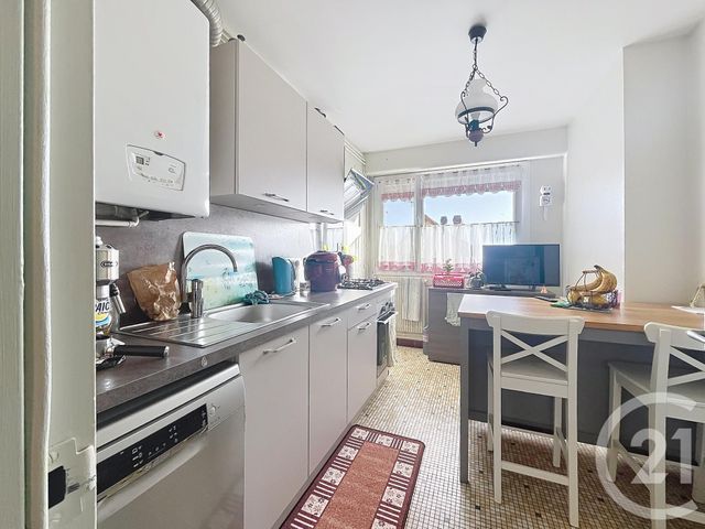 Appartement à vendre - 3 pièces - 66.5 m2 - ARGENTAN - 61 - BASSE-NORMANDIE - Century 21 Ml Immobilier