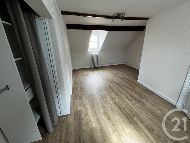 maison à louer - 3 pièces - 71.0 m2 - ARGENTAN - 61 - BASSE-NORMANDIE - Century 21 Ml Immobilier