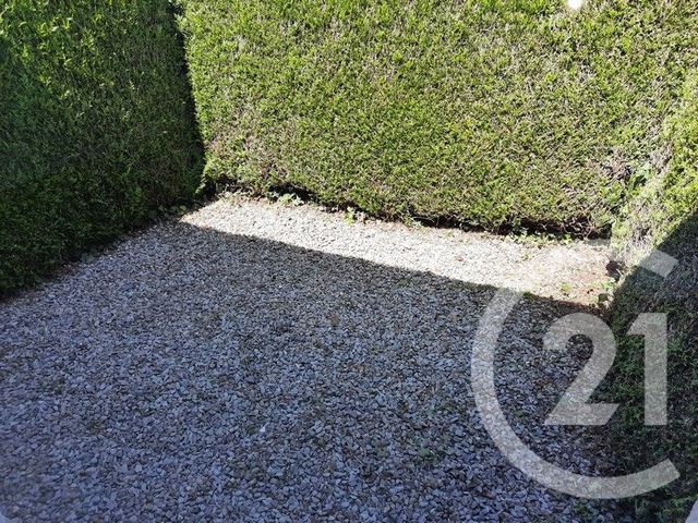 Appartement F2 à louer - 2 pièces - 30.0 m2 - ARGENTAN - 61 - BASSE-NORMANDIE - Century 21 Ml Immobilier