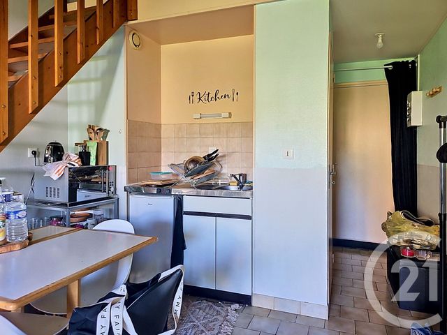Appartement F2 à louer - 2 pièces - 30.0 m2 - ARGENTAN - 61 - BASSE-NORMANDIE - Century 21 Ml Immobilier