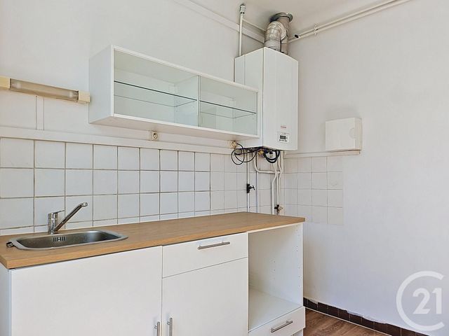 Appartement F2 à louer - 2 pièces - 47.75 m2 - ARGENTAN - 61 - BASSE-NORMANDIE - Century 21 Ml Immobilier