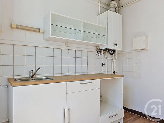Appartement F2 à louer - 2 pièces - 47.75 m2 - ARGENTAN - 61 - BASSE-NORMANDIE - Century 21 Ml Immobilier