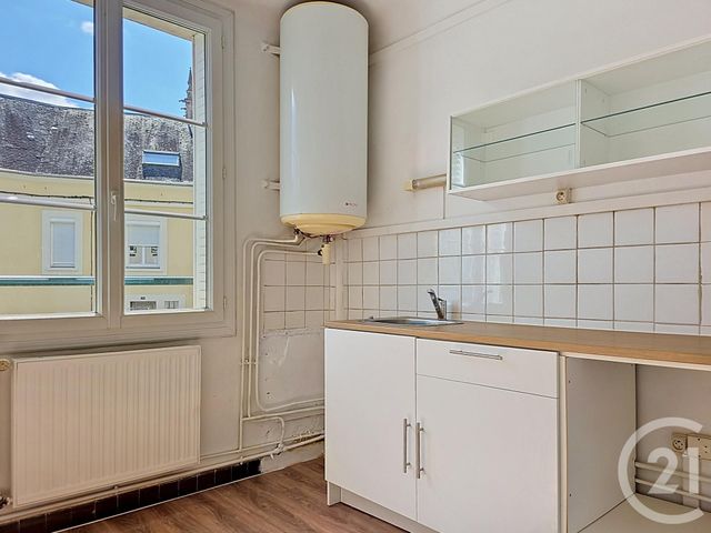 Appartement F2 à louer - 2 pièces - 47.75 m2 - ARGENTAN - 61 - BASSE-NORMANDIE - Century 21 Ml Immobilier
