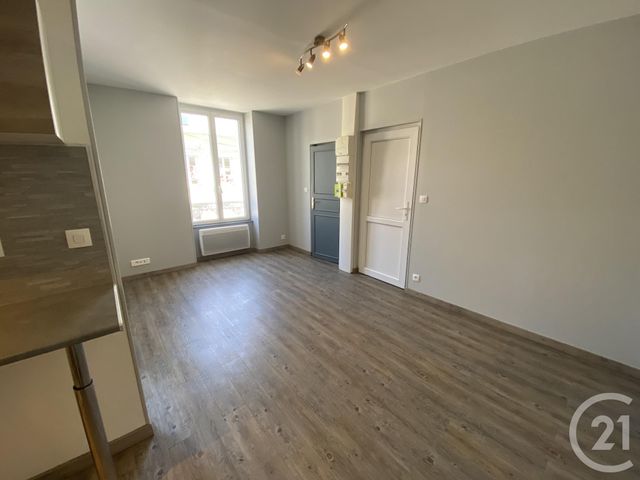 Appartement F2 à louer - 2 pièces - 27.84 m2 - ARGENTAN - 61 - BASSE-NORMANDIE - Century 21 Ml Immobilier