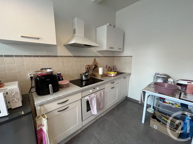 Appartement F4 à louer - 4 pièces - 74.0 m2 - ARGENTAN - 61 - BASSE-NORMANDIE - Century 21 Ml Immobilier