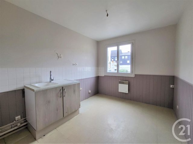 Appartement F3 à louer - 3 pièces - 64.43 m2 - ARGENTAN - 61 - BASSE-NORMANDIE - Century 21 Ml Immobilier