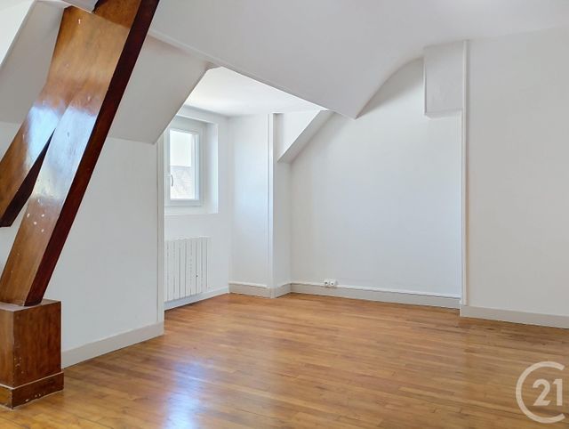 Appartement F2 à louer - 2 pièces - 66.0 m2 - ARGENTAN - 61 - BASSE-NORMANDIE - Century 21 Ml Immobilier