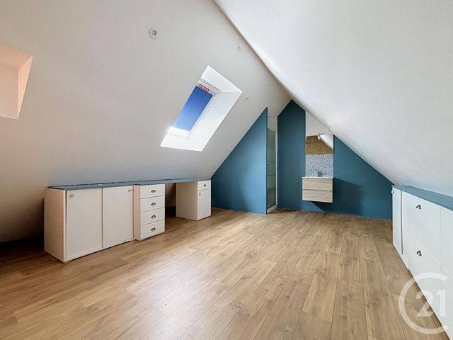 maison à louer - 7 pièces - 203.68 m2 - ARGENTAN - 61 - BASSE-NORMANDIE - Century 21 Ml Immobilier