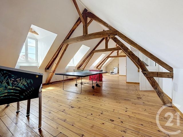 maison à louer - 7 pièces - 203.68 m2 - ARGENTAN - 61 - BASSE-NORMANDIE - Century 21 Ml Immobilier