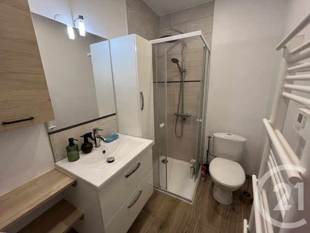 Appartement F2 à louer - 2 pièces - 21.0 m2 - ARGENTAN - 61 - BASSE-NORMANDIE - Century 21 Ml Immobilier